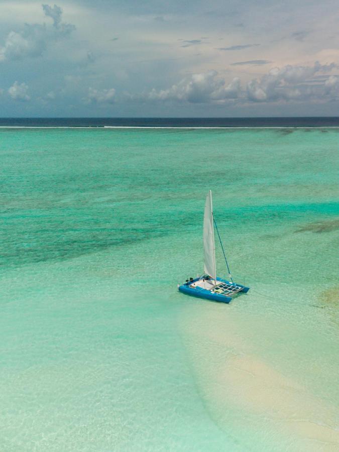 Coral Inn Thulusdhoo Bagian luar foto