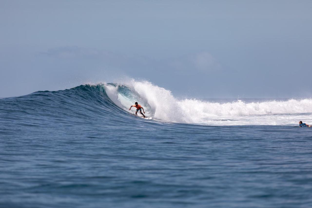 Coral Inn Thulusdhoo Bagian luar foto