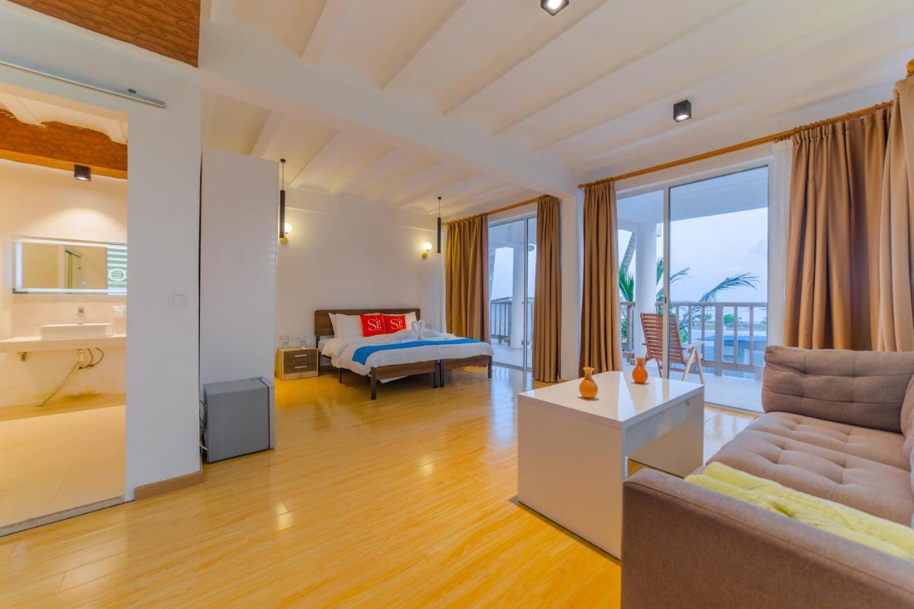 Coral Inn Thulusdhoo Bagian luar foto