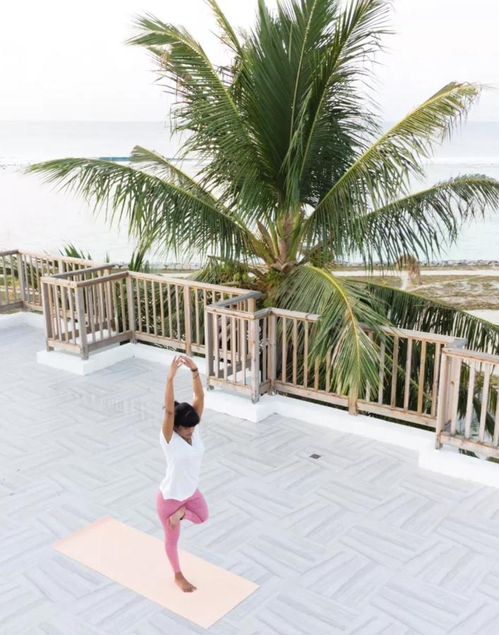 Coral Inn Thulusdhoo Bagian luar foto